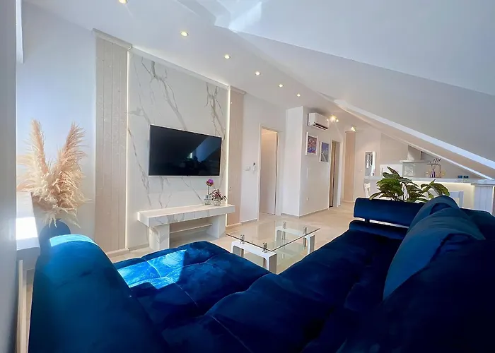 Luxe Apartment Nikolina